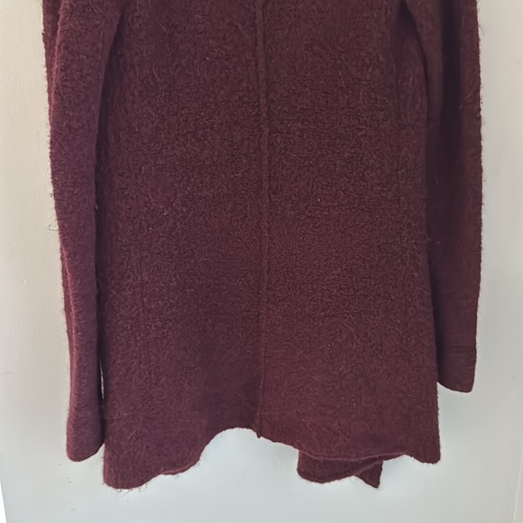 Aritzia Babaton Beekman Alpaca Boucle Cardigan Sweater XS Open Front Cranberry - Picture 10 of 11